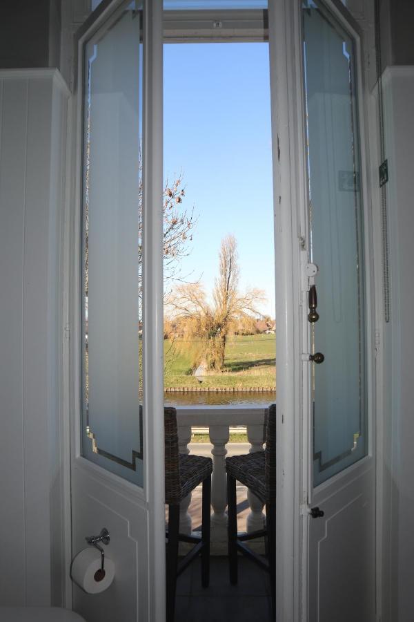 Le Petit Chateau Vaartdijk *